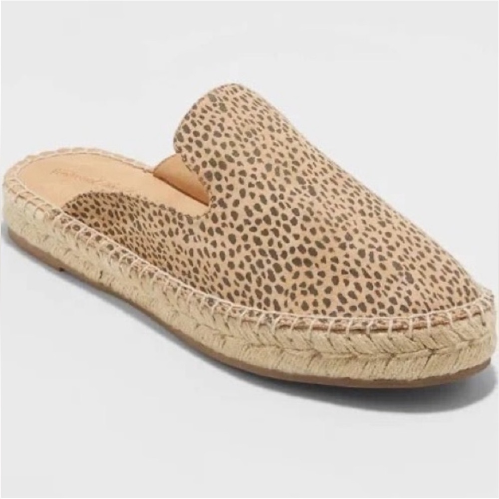 Universal Thread Leopard Espadrille Flat Mules